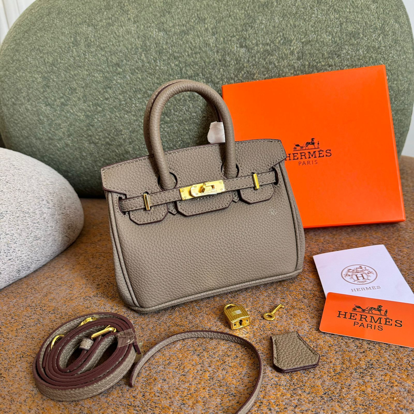 https://cdn.shopify.com/s/files/1/0648/4253/0893/files/041e0b1c-51ff-400f-b936-de6162763589.jpg?v=1762886816
