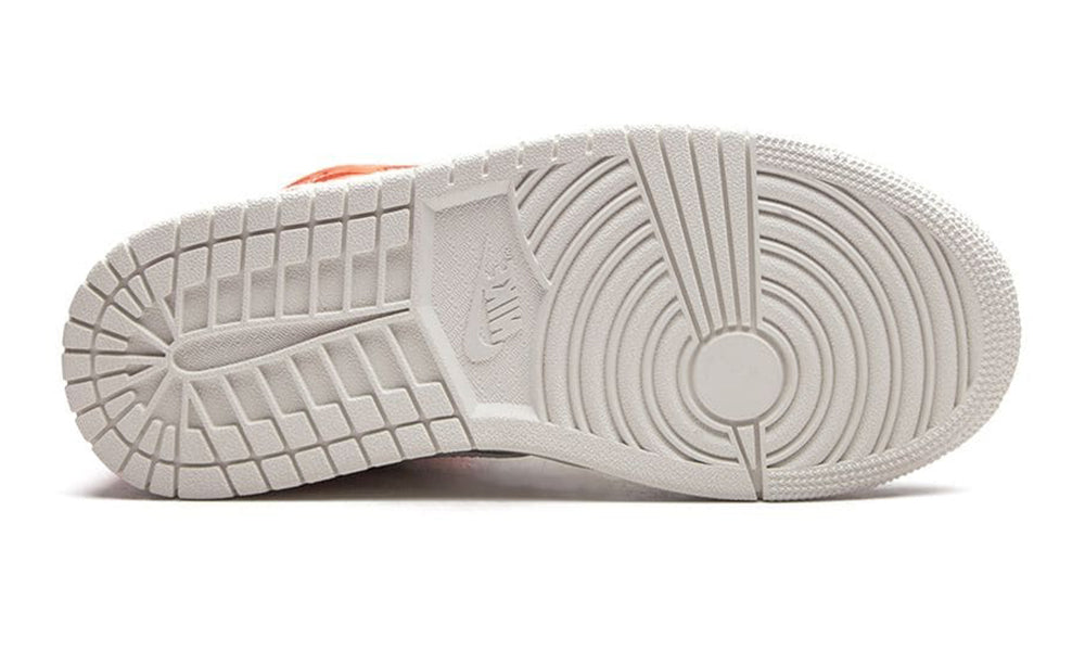 https://cdn.shopify.com/s/files/1/0560/7754/9738/products/16978860_34092642_1000.jpg?v=1632064776