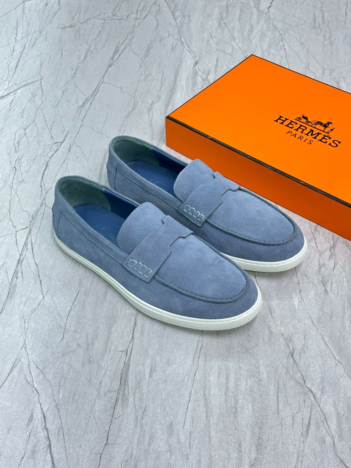 https://cdn.shopify.com/s/files/1/0648/4253/0893/files/22_2_83c89603-35e2-410e-bab5-cc4940cc72b0.jpg?v=1762887845