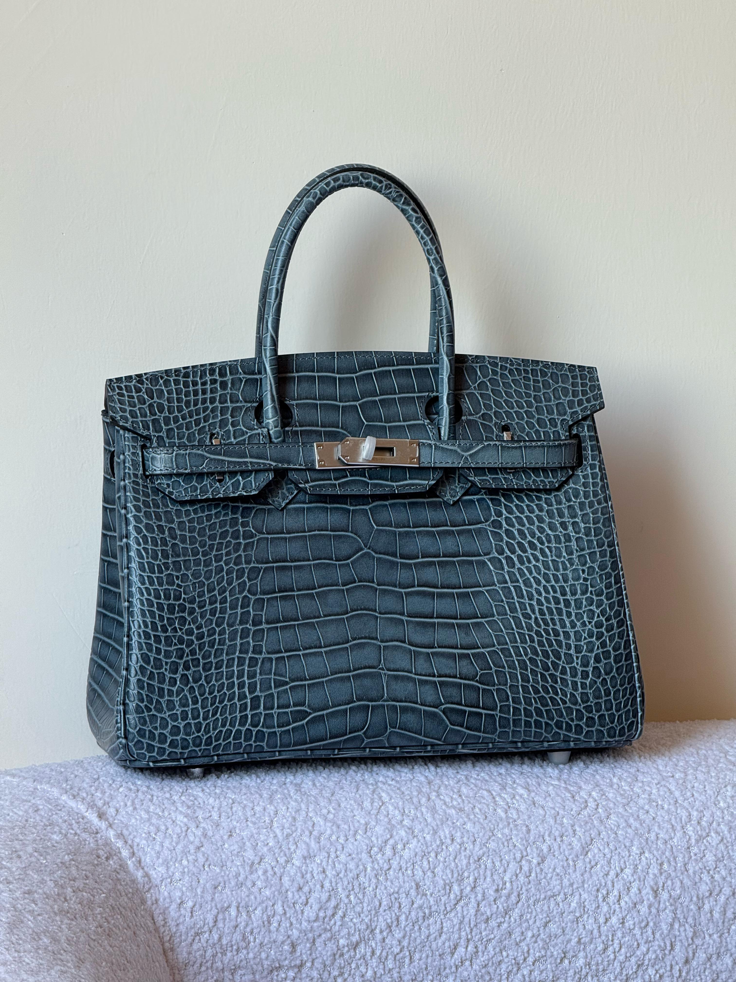 https://cdn.shopify.com/s/files/1/0648/4253/0893/files/2d62aa1c-5dbe-42c5-a830-4eb192451a82.jpg?v=1762886813