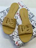 https://cdn.shopify.com/s/files/1/0648/4253/0893/files/9523a7af050f9202a30262cab7ca9e37.jpg?v=1762886693
