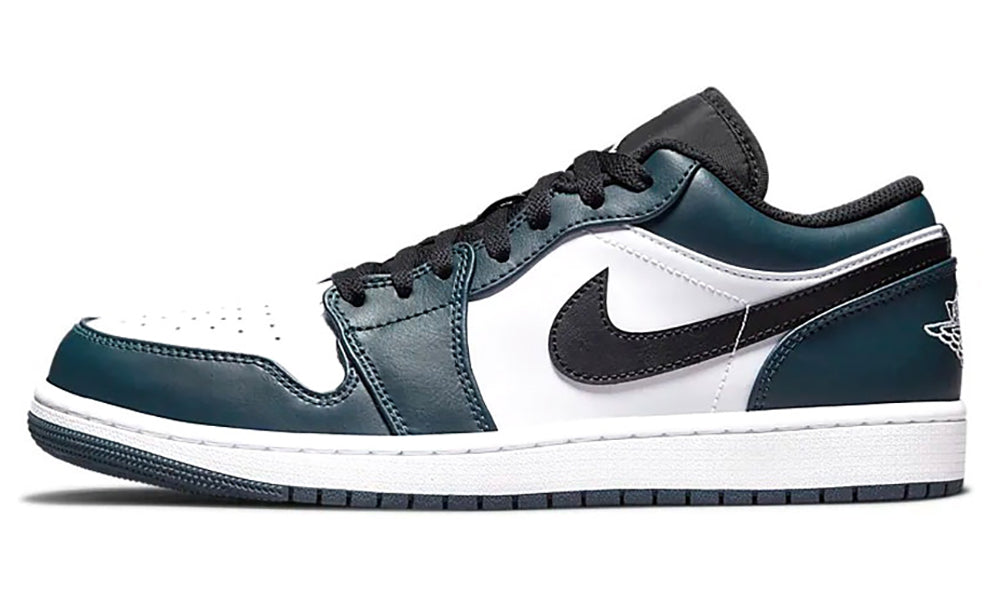 https://cdn.shopify.com/s/files/1/0560/7754/9738/products/Jordan-1-Low-Dark-Teal-1.jpg?v=1648324858