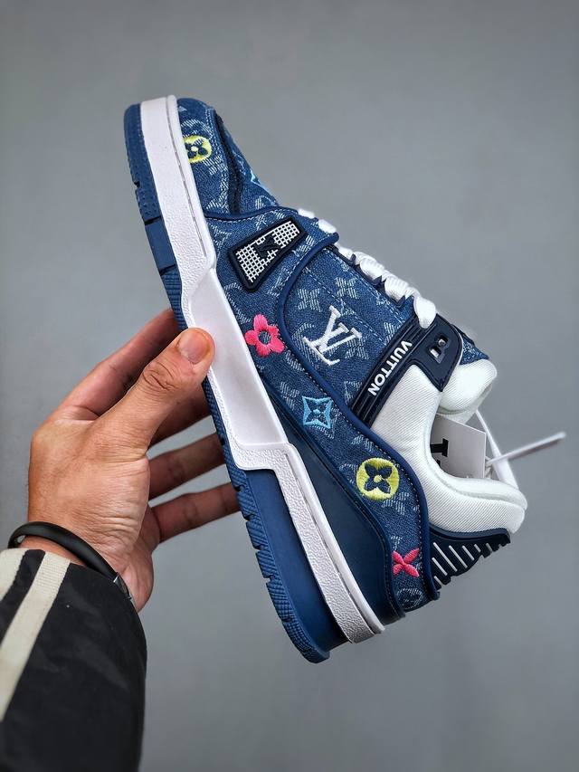 https://cdn.shopify.com/s/files/1/0648/4253/0893/files/LouisVuittonTrainerBlueDenimEmbroidered_2_c0f36889-f58c-4f63-986d-7e4d577ddf4e.jpg?v=1762887075