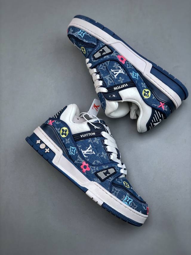https://cdn.shopify.com/s/files/1/0648/4253/0893/files/LouisVuittonTrainerBlueDenimEmbroidered_3_00c46efb-e1cf-4c32-904d-ce0dbe20731c.jpg?v=1762887075