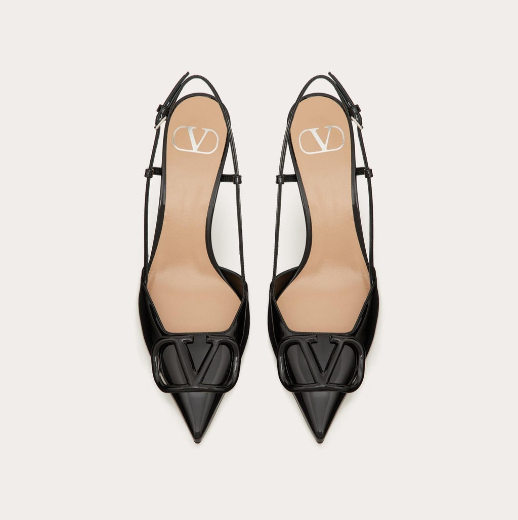 https://cdn.shopify.com/s/files/1/0648/4253/0893/files/ValentinoBlackLaceUpHeels_2.jpg?v=1762887546