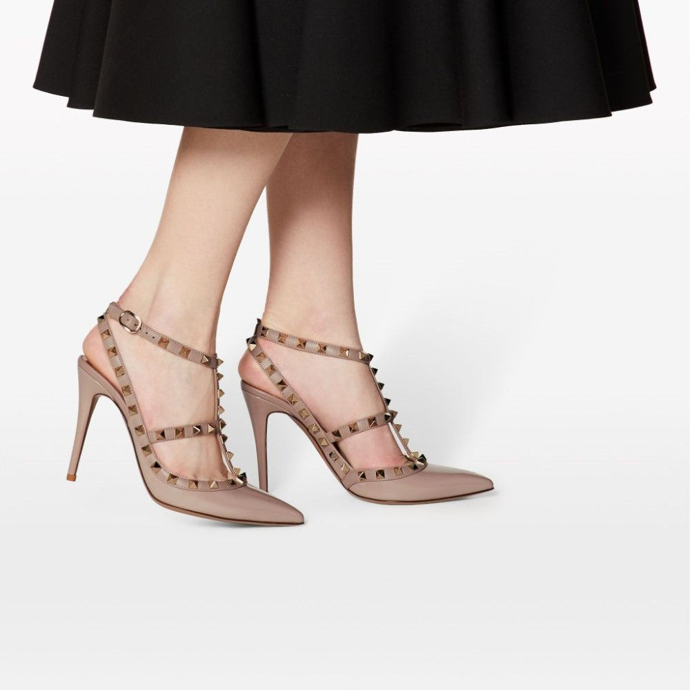 https://cdn.shopify.com/s/files/1/0648/4253/0893/files/ValentinoGaravaniRockstudBeigePumps_2.jpg?v=1762887551