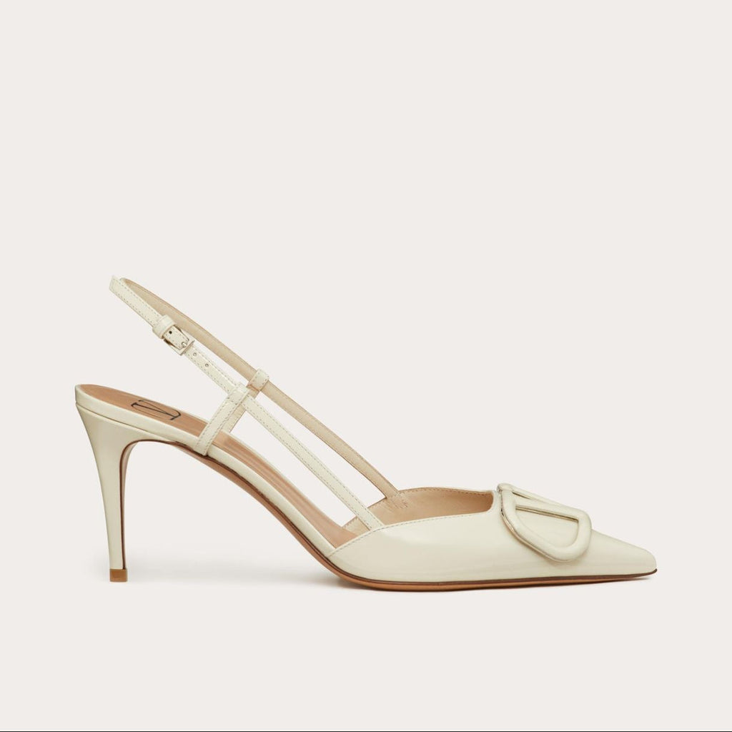 https://cdn.shopify.com/s/files/1/0648/4253/0893/files/ValentinoWhiteLaceUpHeels_2.jpg?v=1762887546