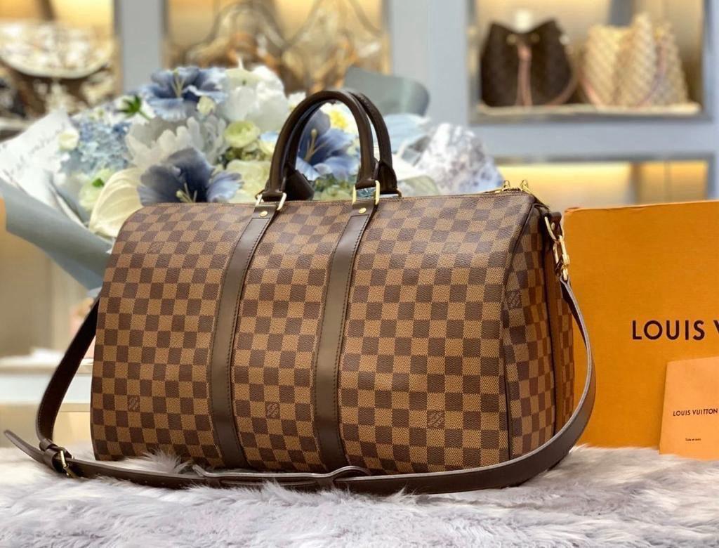 https://cdn.shopify.com/s/files/1/0648/4253/0893/files/be846252-febe-4d6c-9e3d-6eff53d16e58.jpg?v=1762887054