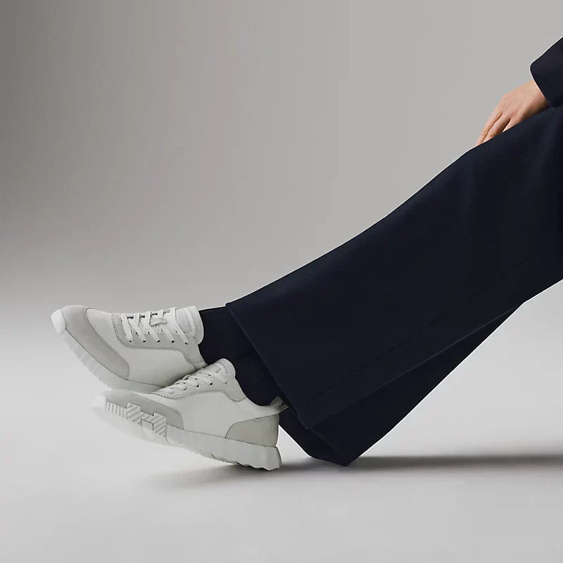 https://cdn.shopify.com/s/files/1/0648/4253/0893/files/bouncing-sneaker--252804ZH90-worn-3-0-0-800-800_g.webp?v=1762888003