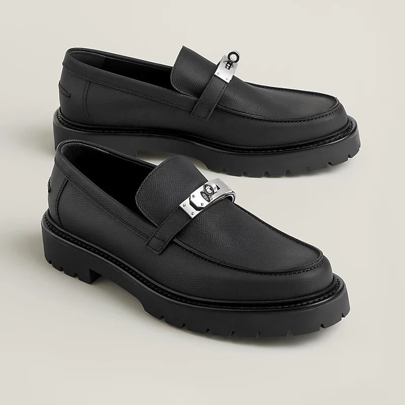 https://cdn.shopify.com/s/files/1/0626/8095/7046/files/icone-loafer--242907ZA03-front-wm-1-0-0-800-800_g.webp?v=1755336524