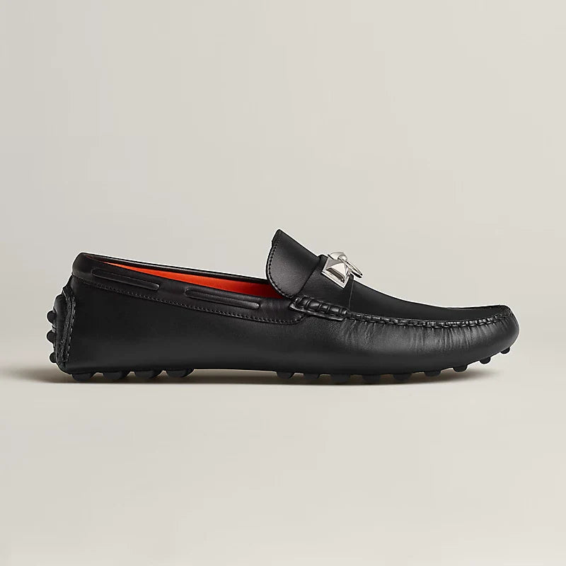 https://cdn.shopify.com/s/files/1/0626/8095/7046/files/irving-loafer--141251ZH02-worn-4-0-0-800-800_g.webp?v=1755336080