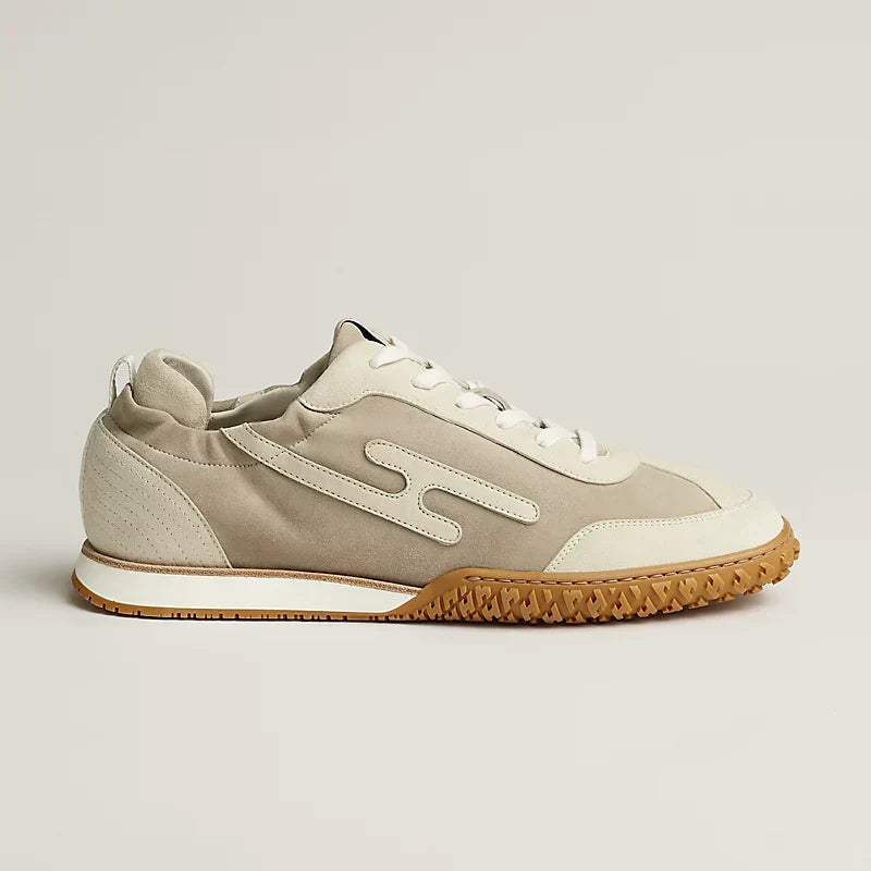 https://cdn.shopify.com/s/files/1/0648/4253/0893/files/jet-sneaker--242925ZHNL-side-wm-4-0-0-800-800_g.webp?v=1762887959