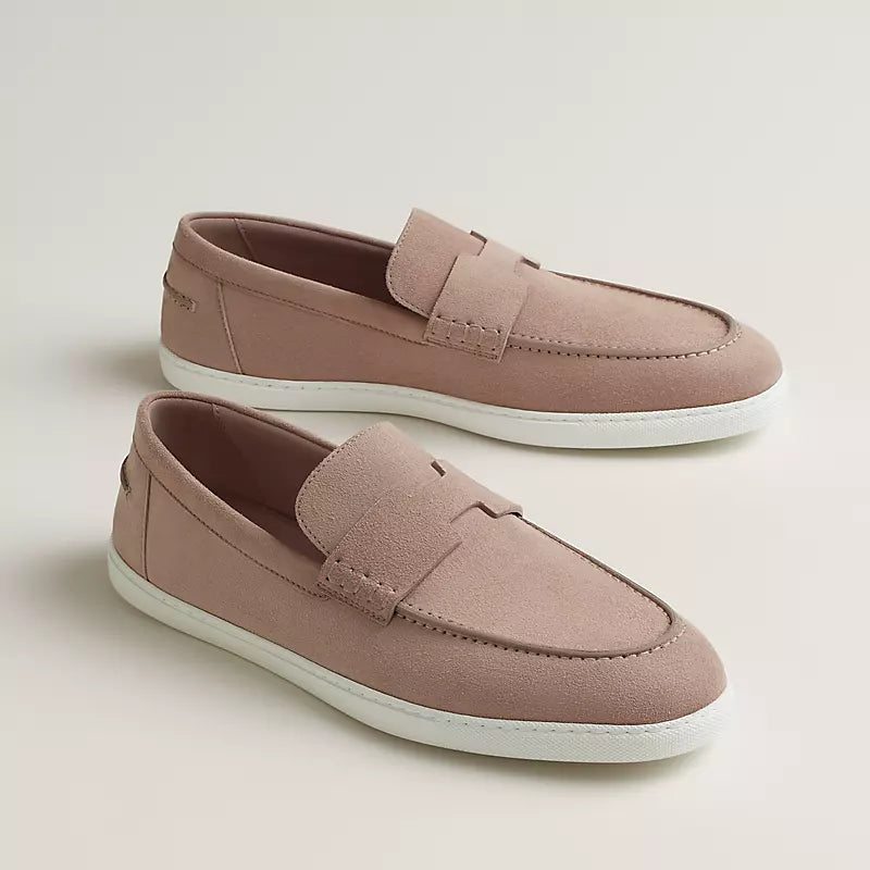 https://cdn.shopify.com/s/files/1/0626/8095/7046/files/job-loafer--242935ZA2Y-front-wm-1-0-0-800-800_g.webp?v=1755334737