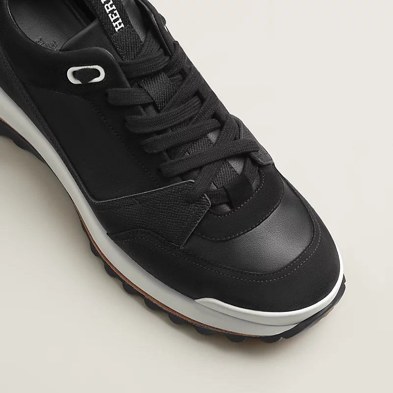 https://cdn.shopify.com/s/files/1/0648/4253/0893/files/leader-sneaker--252864ZH01-above-wm-7-0-0-800-800_g.webp?v=1762887968