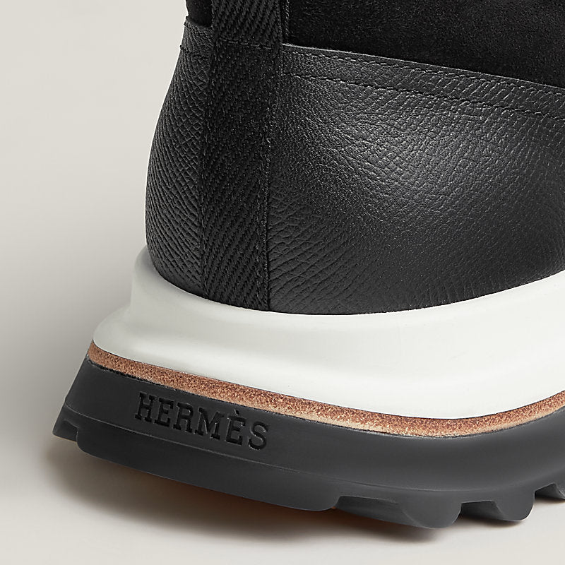 https://cdn.shopify.com/s/files/1/0648/4253/0893/files/leader-sneaker--252864ZH01-detail-wm-8-0-0-800-800_g.jpg?v=1762887968