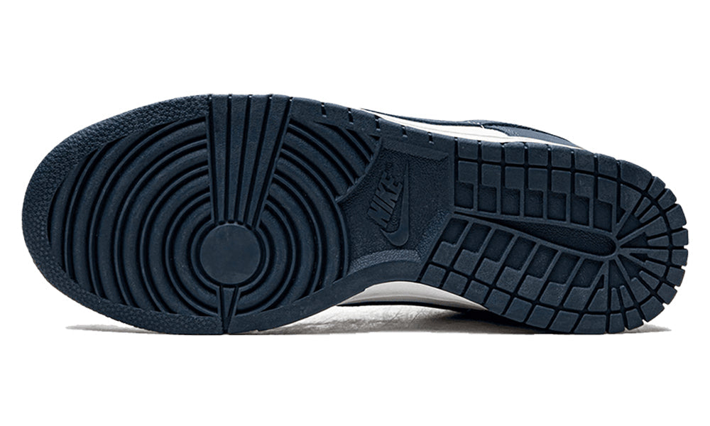 https://cdn.shopify.com/s/files/1/0560/7754/9738/products/nike-dunk-low-valerian-blue-5-1000.jpg?v=1665159307