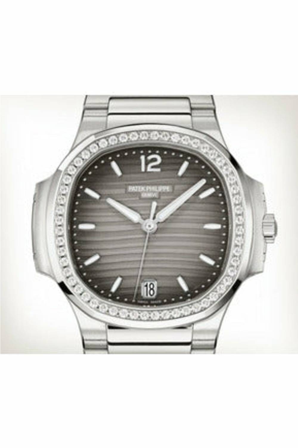https://cdn.shopify.com/s/files/1/1016/2169/4801/files/patek-philippe-7118-1200a-011-nautilus-self-winding-dubailuxurywatch-11.jpg?v=1770280412