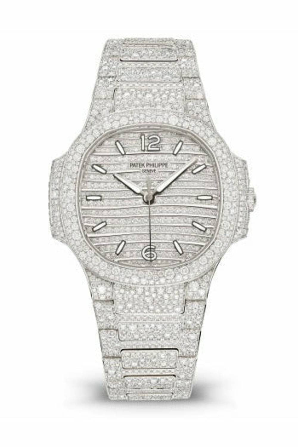 https://cdn.shopify.com/s/files/1/1016/2169/4801/files/patek-philippe-7118-1450g-001-nautilus-self-winding-dubailuxurywatch-6.jpg?v=1770280415